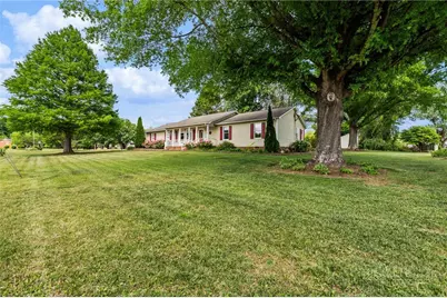 1137 Hibriten Drive, Lenoir, NC 28645 - Photo 31