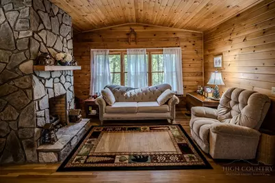 97 Lakeview Road, Newland, NC 28657 - Photo 9