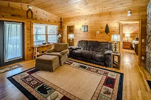 97 Lakeview Rd, Newland, NC 28657 - Photo 7