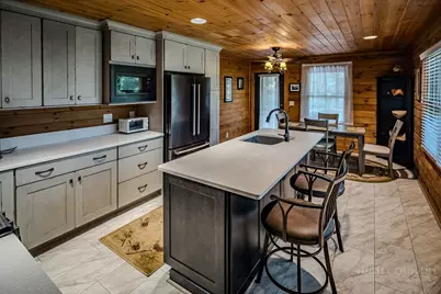 97 Lakeview Road, Newland, NC 28657 - Photo 11