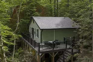 141 Snowflake Rd, Banner Elk, NC 28604 - Photo 1