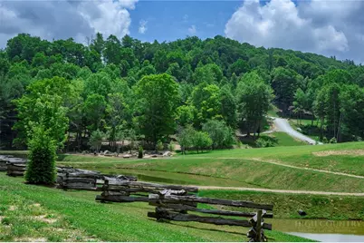 Wr-13 Firethorne Lane, Elk Park, NC 28604 - Photo 9