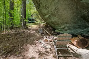 830 W Tweetsie Ln, Banner Elk, NC 28604 - Photo 41