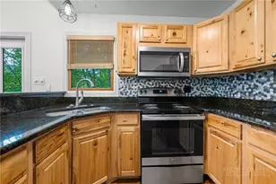 830 W Tweetsie Ln, Banner Elk, NC 28604 - Photo 9
