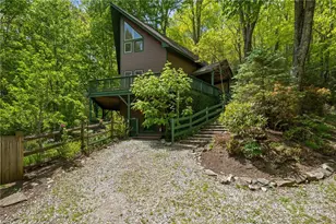 830 W Tweetsie Ln, Banner Elk, NC 28604 - Photo 37