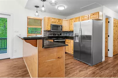 830 W Tweetsie Lane, Banner Elk, NC 28604 - Photo 11