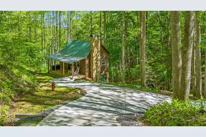 204 Mountain Side Lane, Crumpler, NC 28617 - Photo 3