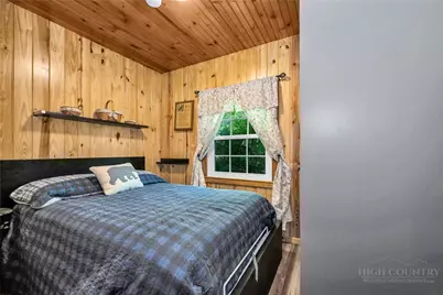 204 Mountain Side Lane, Crumpler, NC 28617 - Photo 21