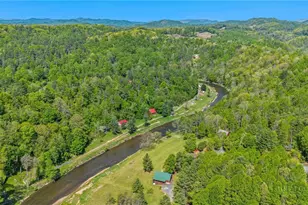 204 Mountain Side Ln, Crumpler, NC 28617 - Photo 43