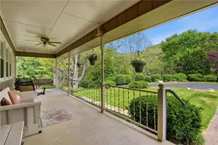 11 Summer Ln, Spruce Pine, NC 28777 - Photo 3
