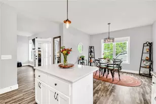 209 W Evergreen St, West Jefferson, NC 28694 - Photo 21