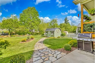 209 W Evergreen Street, West Jefferson, NC 28694 - Photo 35