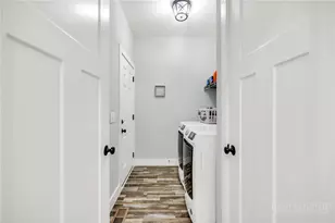 209 W Evergreen St, West Jefferson, NC 28694 - Photo 31