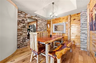 303 Sugar Top Dr, Sugar Mountain, NC 28604 - Photo 7