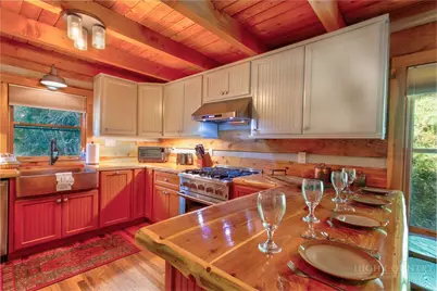 270 Bentley Road, Sugar Grove, NC 28679 - Photo 7