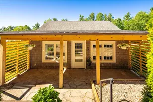 279 Green St, Blowing Rock, NC 28605 - Photo 5