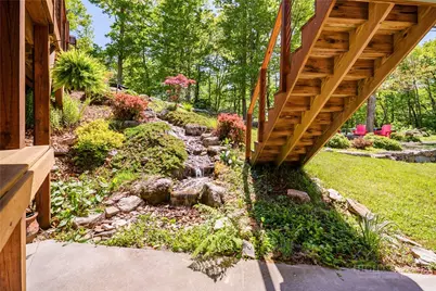380 Aldridge Road, Newland, NC 28657 - Photo 13