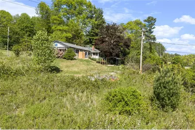 190 Benfield Road, Crossnore, NC 28616 - Photo 5