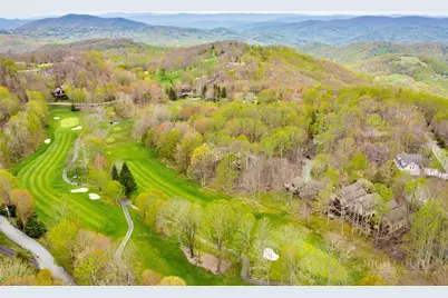 101 Golf View Drive #5, Beech Mountain, NC 28604 - Photo 5