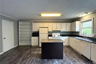 173 Old Turnpike NW Rd, Banner Elk, NC 28604 - Photo 5