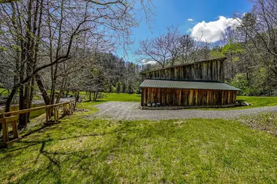 8652 Nc Highway 16, Grassy Creek, NC 29631 - Photo 27