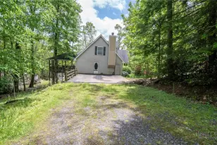 182 Henley Ln, Linville, NC 28646 - Photo 3
