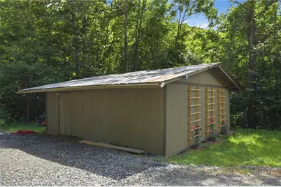 635/634 Little Horse Creek Road, Newland, NC 28657 - Photo 43