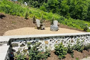 635/634 Little Horse Creek Rd, Newland, NC 28657 - Photo 23