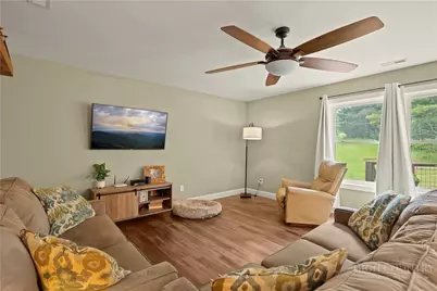 390 Mount Valley Drive, Fleetwood, NC 28626 - Photo 15