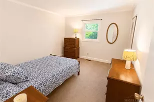 1000 Hill Ave, Wilkesboro, NC 28697 - Photo 21