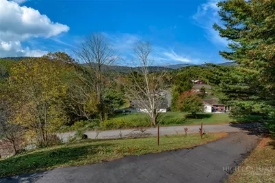 209 Apache Street, Newland, NC 28657 - Photo 11