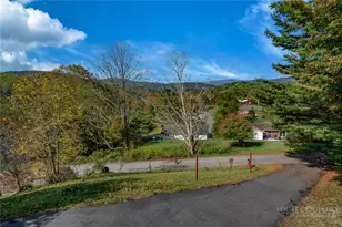 209 Apache St, Newland, NC 28657 - Photo 11