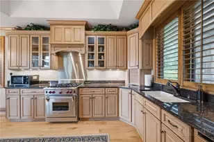 39 Crestview Ln, Banner Elk, NC 28604 - Photo 7