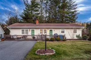 649 Ransom St, Blowing Rock, NC 28605 - Photo 3