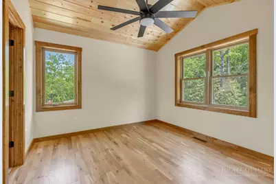150 Mistletoe Lane, Blowing Rock, NC 28605 - Photo 29