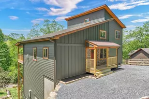 150 Mistletoe Ln, Blowing Rock, NC 28605 - Photo 3