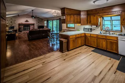 214 Jack Pine Loop, Newland, NC 28657 - Photo 17