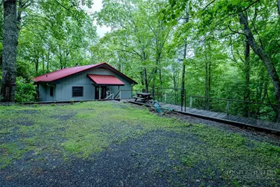 214 Jack Pine Loop, Newland, NC 28657 - Photo 3