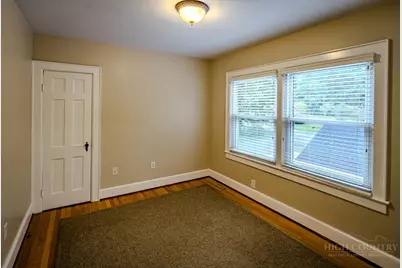 803 N First Avenue, Conover, NC 28613 - Photo 35