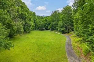 340 Parkway Estates Rd, Laurel Springs, NC 28644 - Photo 37