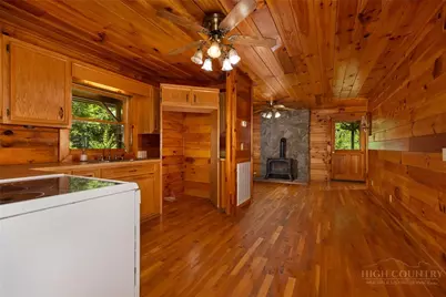 615 Phillips Gap, Purlear, NC 28665 - Photo 21