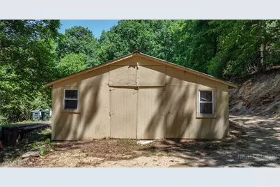 615 Phillips Gap, Purlear, NC 28665 - Photo 43