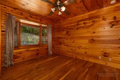 615 Phillips Gap, Purlear, NC 28665 - Photo 27
