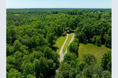 142 Pioneer Road, Harmony, NC 28634 - Photo 11