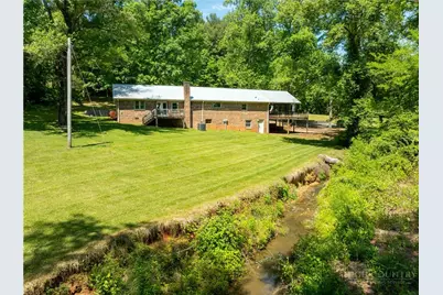 142 Pioneer Road, Harmony, NC 28634 - Photo 9