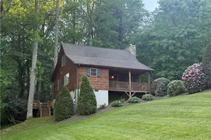 165 Acadiana Ln, Vilas, NC 28692 - Photo 3