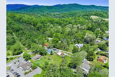 490 and 494 Cranberry Street, Newland, NC 28657 - Photo 31