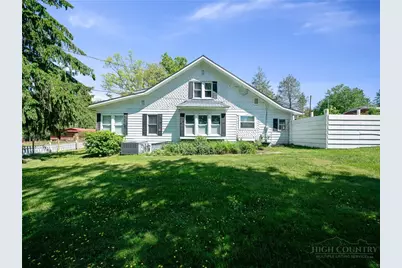 490 Cranberry Street, Newland, NC 28657 - Photo 5