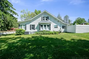 490 and 494 Cranberry St, Newland, NC 28657 - Photo 5