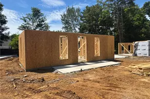 2 N Jefferson Ave, West Jefferson, NC 28694 - Photo 1